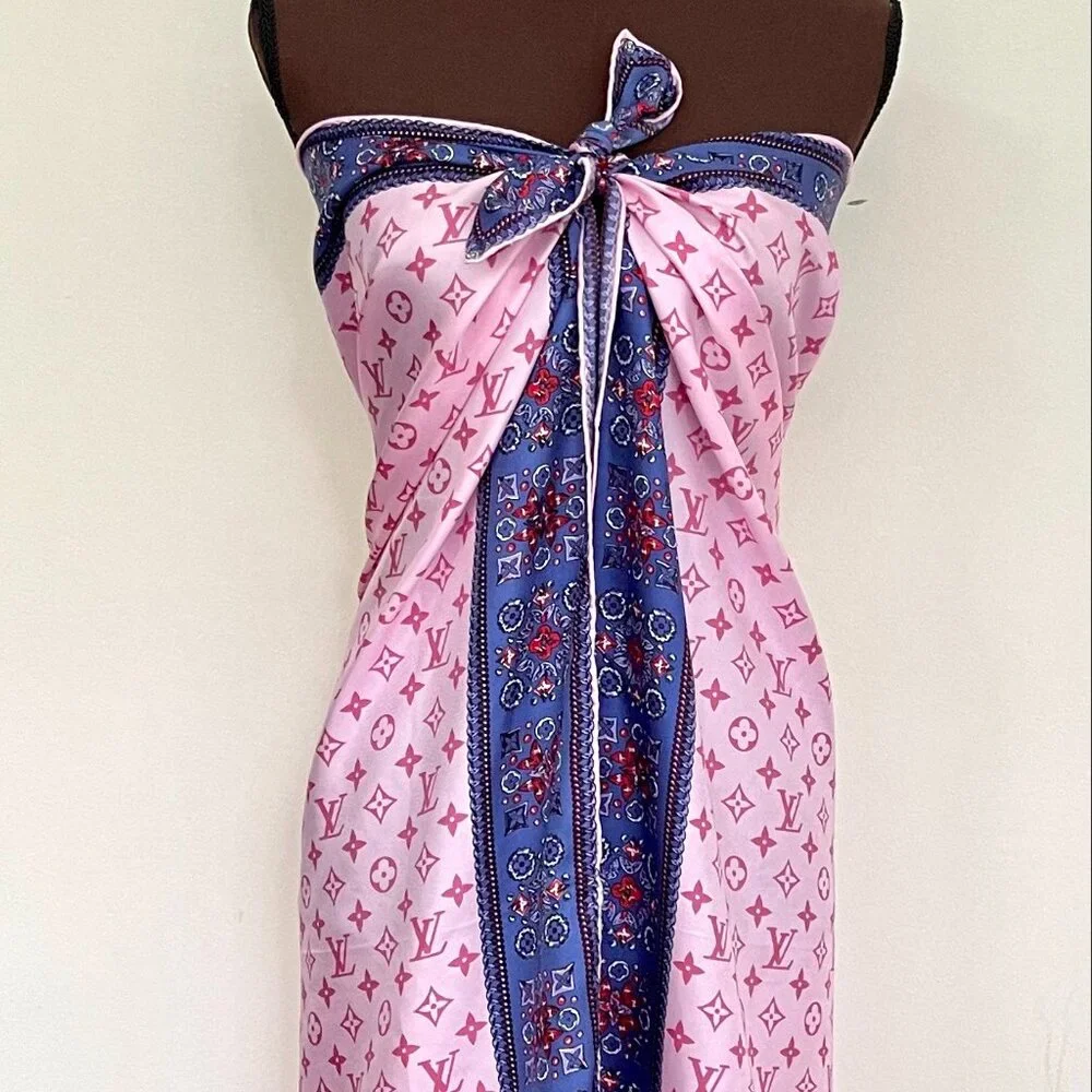 New Louis Vuitton Scarf Monogram Giant Pink Silk Oversize Wrap